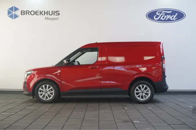 Ford Transit Courier (2024) thumbnail 3