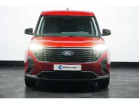 Ford Transit Courier (2024) thumbnail 23
