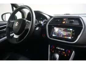 Suzuki S-Cross (2020) thumbnail 9