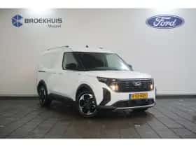 Ford Transit Courier (2024) thumbnail 9