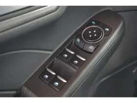 Ford Kuga (2022) thumbnail 21