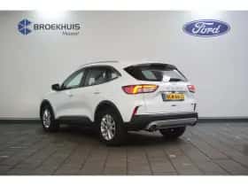 Ford Kuga (2022) thumbnail 4