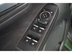 Ford Kuga (2026) thumbnail 23