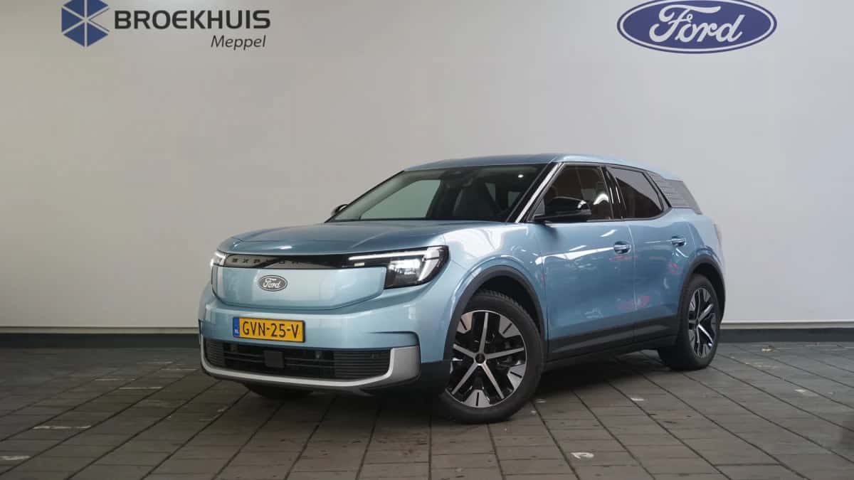 Ford Explorer (2024) — foto 1