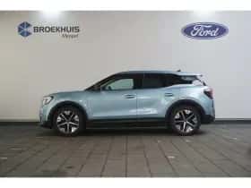 Ford Explorer (2024) thumbnail 4