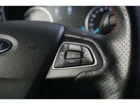 Ford EcoSport (2018) thumbnail 15