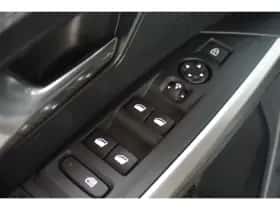Peugeot 3008 (2024) thumbnail 18