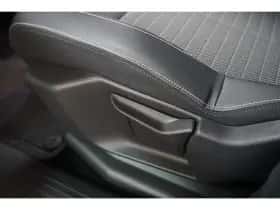 Peugeot 3008 (2024) thumbnail 9