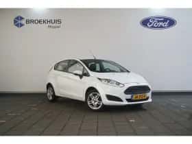 Ford Fiesta (2016) thumbnail 4