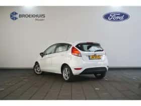 Ford Fiesta (2016) thumbnail 6