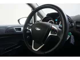 Ford Fiesta (2016) thumbnail 10