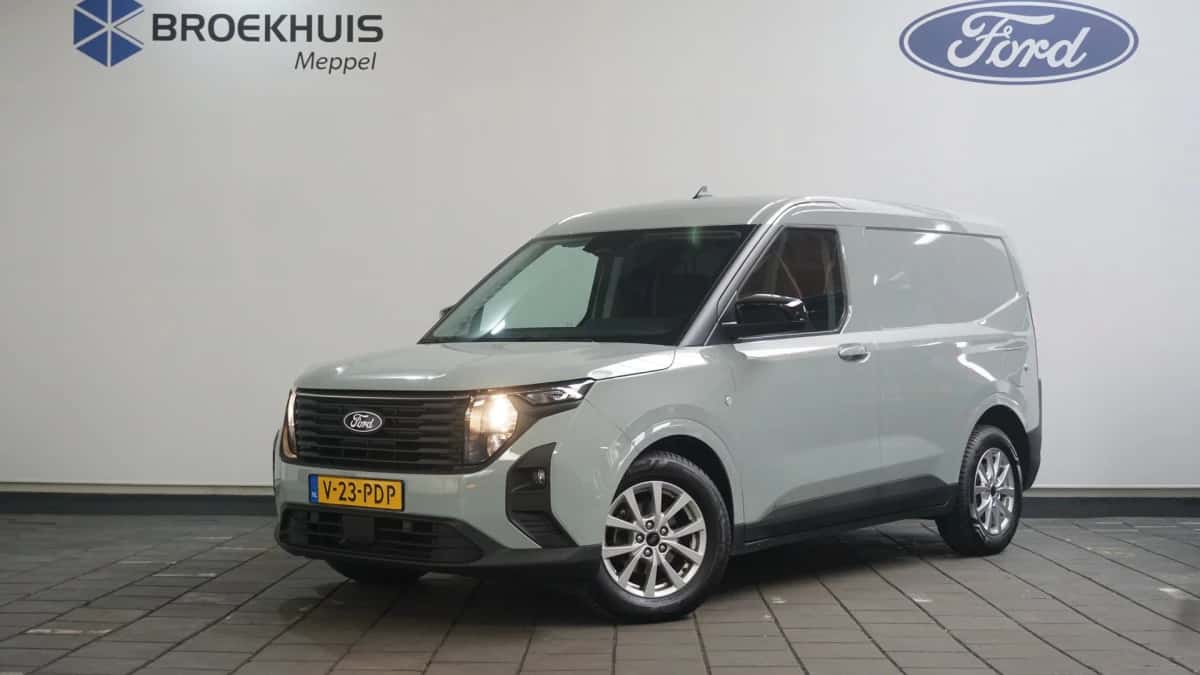 Ford Transit Courier (2024) — foto 1