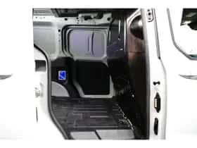Ford Transit Courier (2024) thumbnail 11