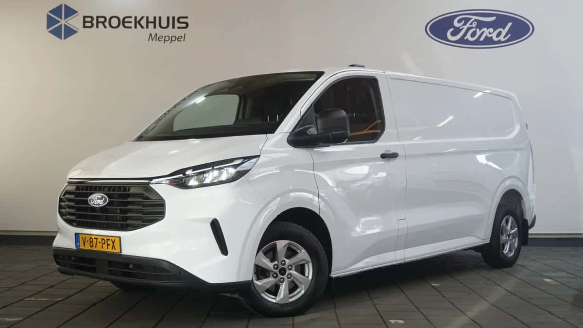 Ford Transit Custom (2024) — foto 1