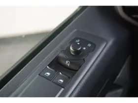 Ford Transit Custom (2024) thumbnail 12