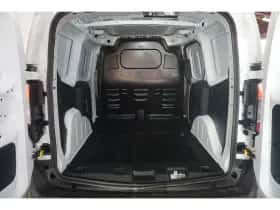 Ford Transit Courier (2024) thumbnail 12