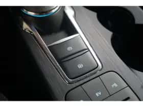 Ford Kuga (2023) thumbnail 23