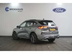 Ford Kuga (2023) thumbnail 4