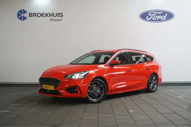 Ford Focus (2022) thumbnail 1