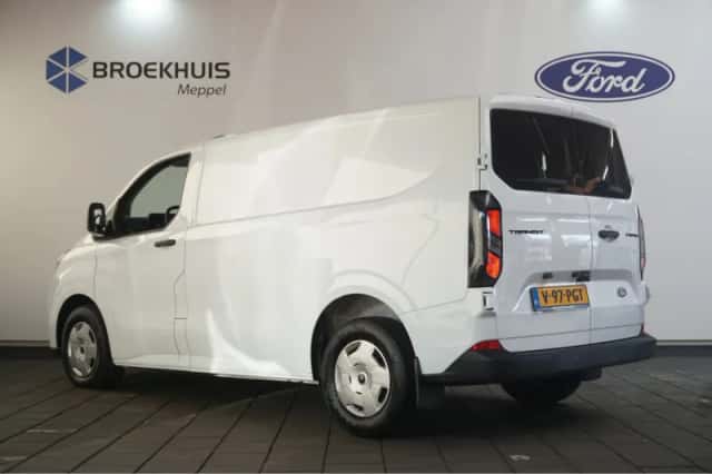 Ford Transit Custom (2024) thumbnail 4