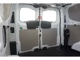 Ford Transit Custom (2024) thumbnail 33