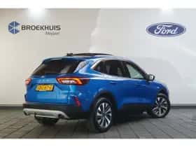 Ford Kuga (2024) thumbnail 2