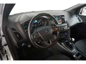 Ford Focus (2018) thumbnail 12