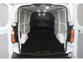 Ford Transit Custom (2024) thumbnail 24