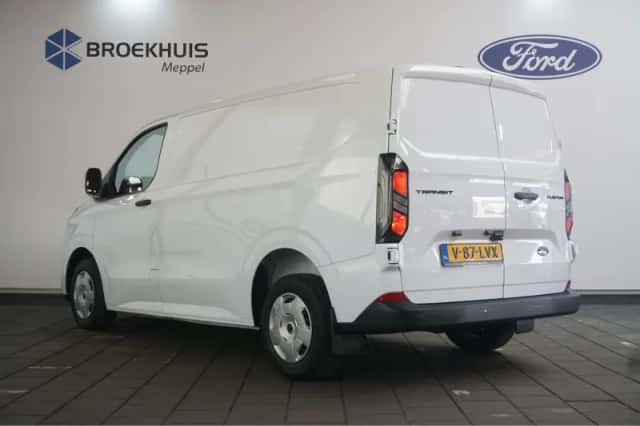 Ford Transit Custom (2024) thumbnail 4
