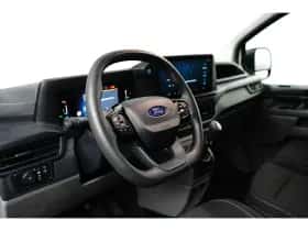Ford Transit Custom (2024) thumbnail 12