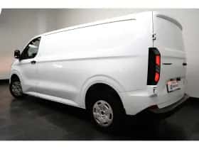 Ford Transit Custom (2024) thumbnail 5