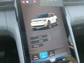 Ford Explorer (2025) thumbnail 5
