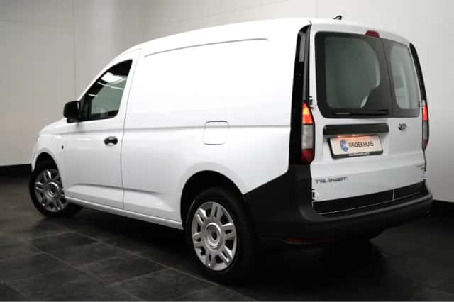 Ford Transit Connect (2024) thumbnail 5