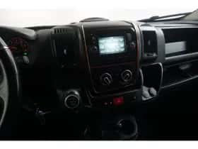 Peugeot Boxer (2018) thumbnail 19