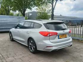 Ford Focus (2019) thumbnail 2