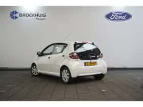 Toyota Aygo (2014) thumbnail 6