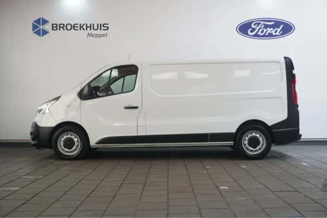 Renault Trafic (2021) thumbnail 2