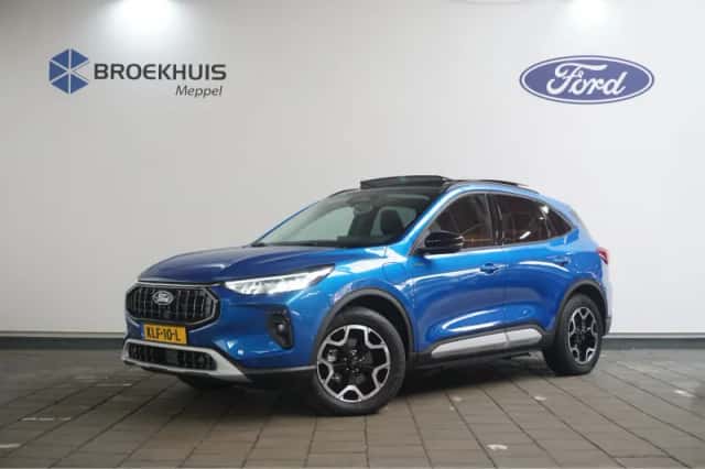 Ford Kuga (2024) thumbnail 1