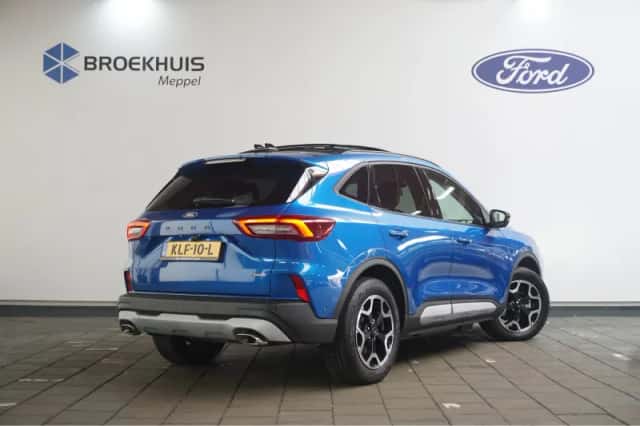 Ford Kuga (2024) thumbnail 5