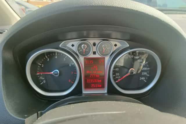 Ford C-Max (2009) thumbnail 4