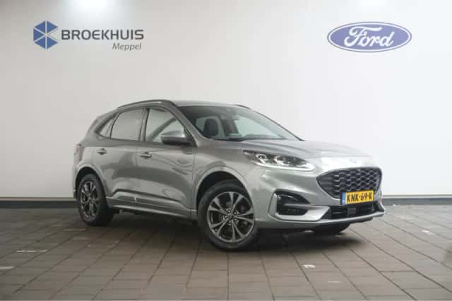 Ford Kuga (2023) thumbnail 5
