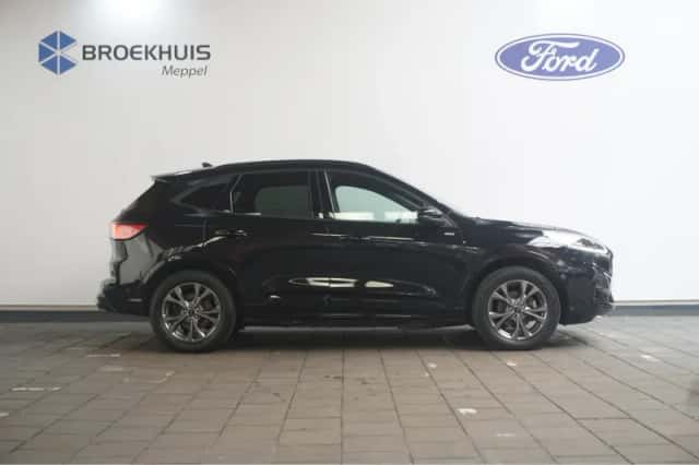 Ford Kuga (2023) thumbnail 6