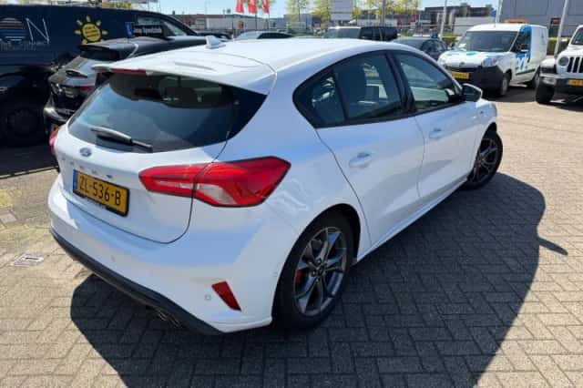 Ford Focus (2019) thumbnail 4