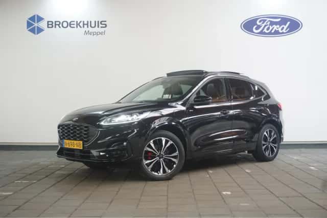 Ford Kuga (2022) thumbnail 1