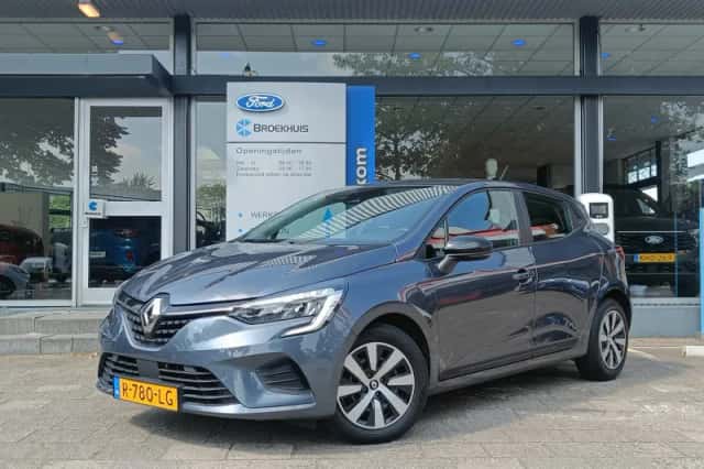 Renault Clio (2022) thumbnail 1