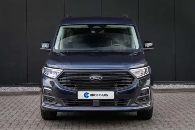 Ford Grand Tourneo Connect (2026) thumbnail 2