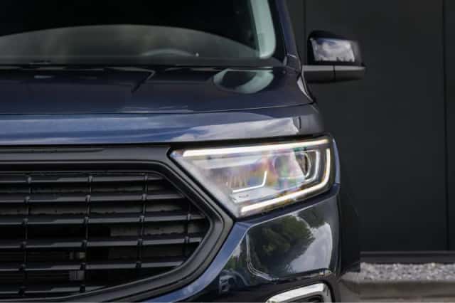 Ford Grand Tourneo Connect (2026) thumbnail 4