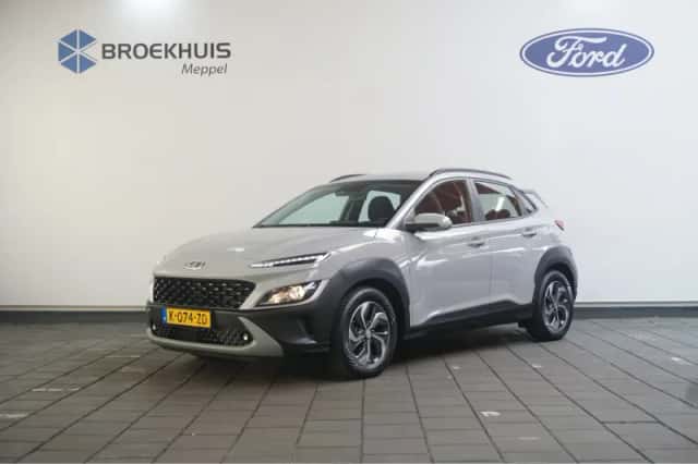 Hyundai Kona (2021) thumbnail 2
