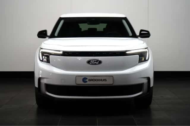 Ford Explorer (2025) thumbnail 2