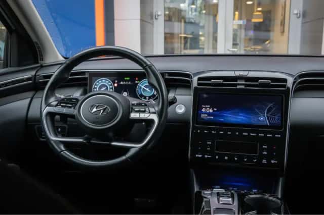 Hyundai Tucson (2021) thumbnail 2